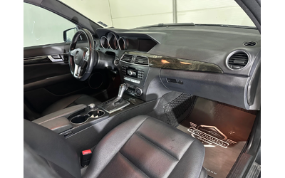 Mercedes-Benz C 300 AMG pack 4 matic - автомобили, коли, обяви за нови и употребявани 8