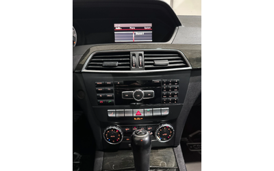 Mercedes-Benz C 300 AMG pack 4 matic - автомобили, коли, обяви за нови и употребявани 9