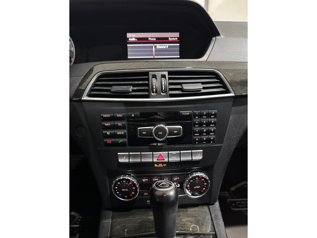 Mercedes-Benz C 300 AMG pack 4 matic - автомобили, коли, обяви за нови и употребявани 9