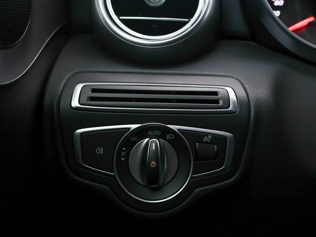 Mercedes-Benz C 300 * АвтоКредит * (ЦЕНА ДО БГ) - автомобили, коли, обяви за нови и употребявани 14