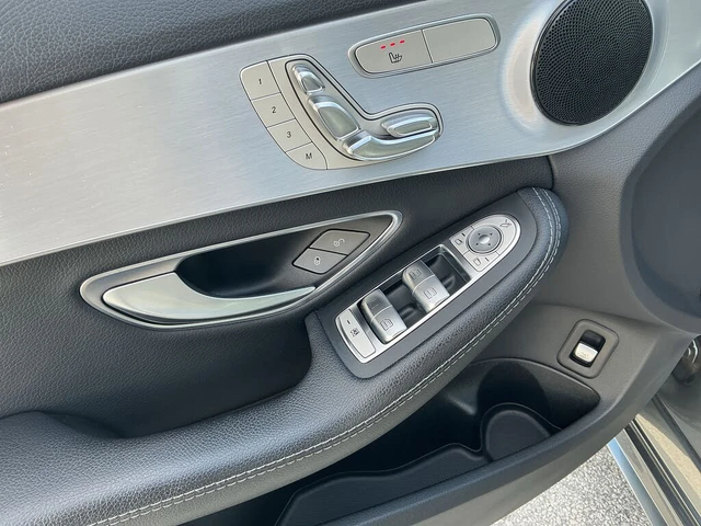 Mercedes-Benz C 300 * АвтоКредит * (ЦЕНА ДО БГ) - автомобили, коли, обяви за нови и употребявани 7