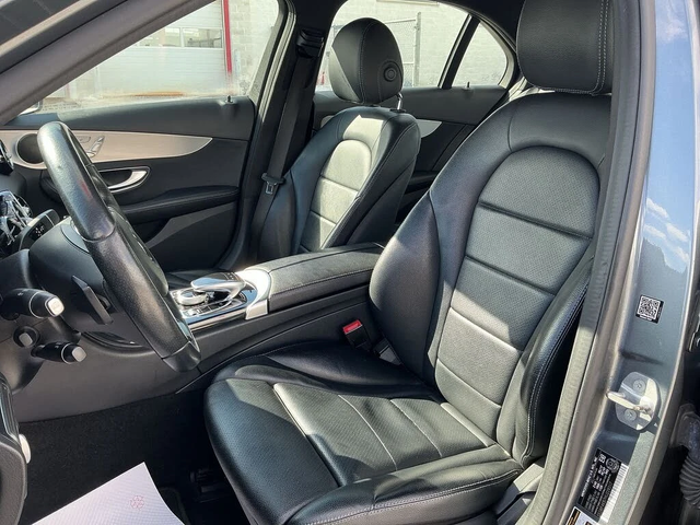 Mercedes-Benz C 300 * АвтоКредит * (ЦЕНА ДО БГ) - автомобили, коли, обяви за нови и употребявани 8