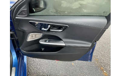 Mercedes-Benz C 300 * AMG Line * HeadUp * * AвтоКредит* (ЦЕНА ДО БГ) - автомобили, коли, обяви за нови и употребявани 16