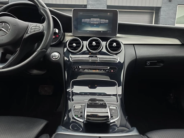 Mercedes-Benz C 300 * АвтоКредит * (ЦЕНА ДО БГ) - автомобили, коли, обяви за нови и употребявани 13