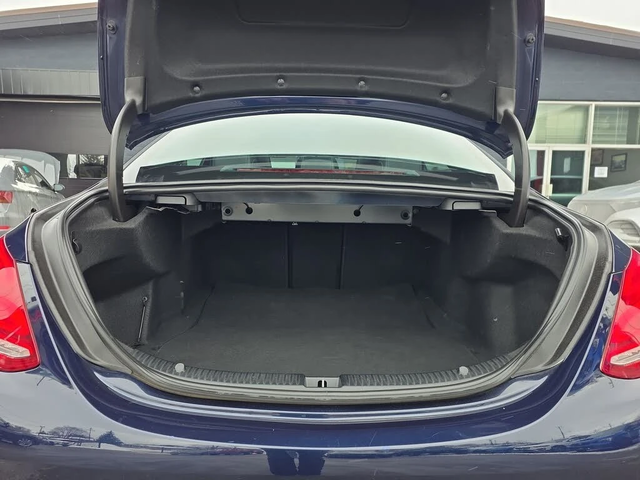 Mercedes-Benz C 300 * АвтоКредит * (ЦЕНА ДО БГ) - автомобили, коли, обяви за нови и употребявани 6