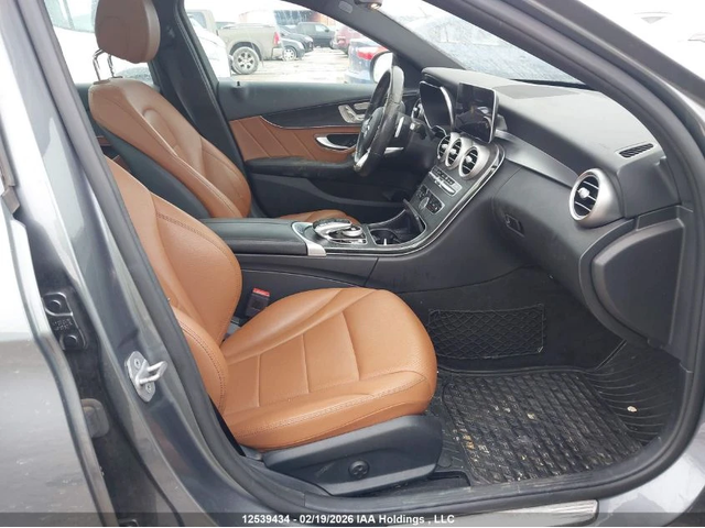 Mercedes-Benz C 300 AMG* BURMESTER* 4MATIC* Face* Digital - автомобили, коли, обяви за нови и употребявани 8