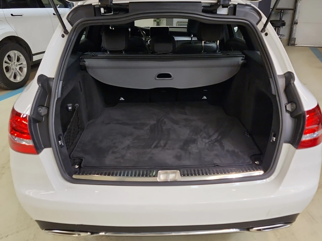 Mercedes-Benz C 300 4matic* Памет* Панорама* 2ключа - автомобили, коли, обяви за нови и употребявани 5