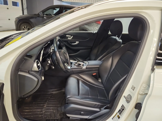 Mercedes-Benz C 300 4matic* Памет* Панорама* 2ключа - автомобили, коли, обяви за нови и употребявани 7