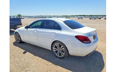 mercedes-benz-c-300 - 3