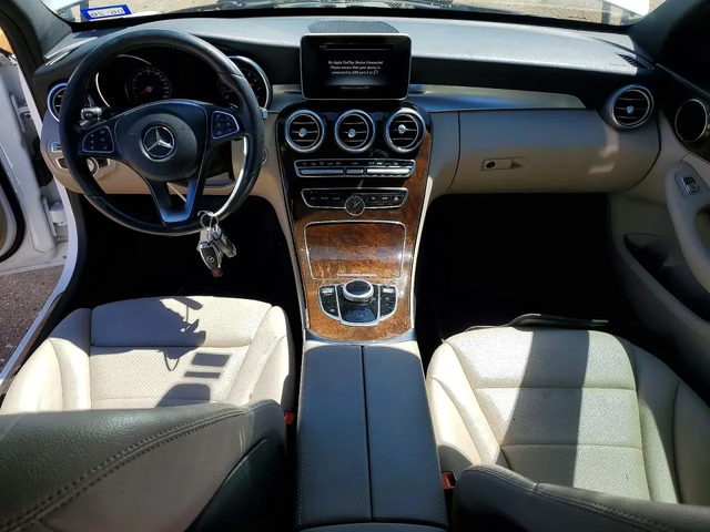 Mercedes-Benz C 300 - автомобили, коли, обяви за нови и употребявани 7