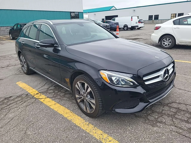 Mercedes-Benz C 300 * WAGON * 2 КЛЮЧА * ПАНОРАМА * ПОДГРЕВ * - автомобили, коли, обяви за нови и употребявани 1