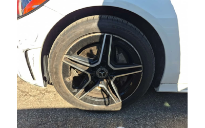 mercedes-benz-c-300 - 5