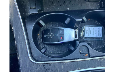 Mercedes-Benz C 300 | AMG-LINE| DISTRONIC| 360| PANO| CARFAX - автомобили, коли, обяви за нови и употребявани 15