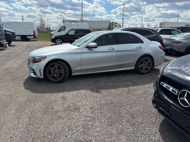 Mercedes-Benz C 300 | ПАНОРАМА | ПОДГРЕВ | CARFAX | - автомобили, коли, обяви за нови и употребявани 1