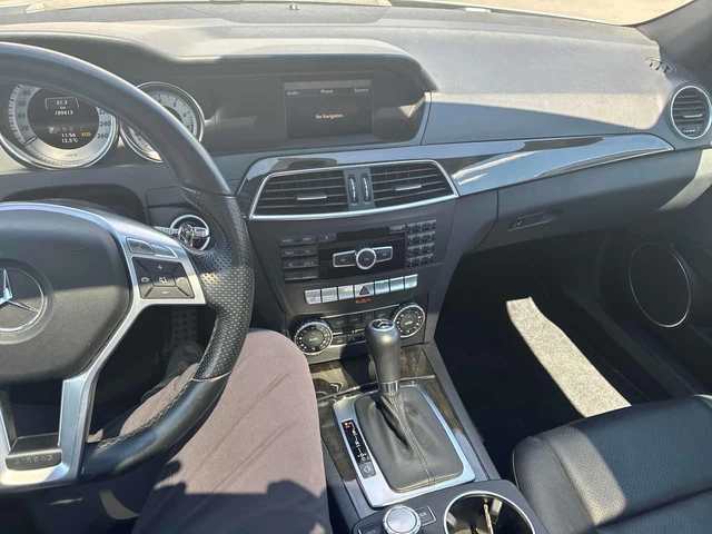 Mercedes-Benz C 300 * ГЛАВНО ПРЕДСТАВИТЕЛСТВО* ПАНОРАМА* - автомобили, коли, обяви за нови и употребявани 8