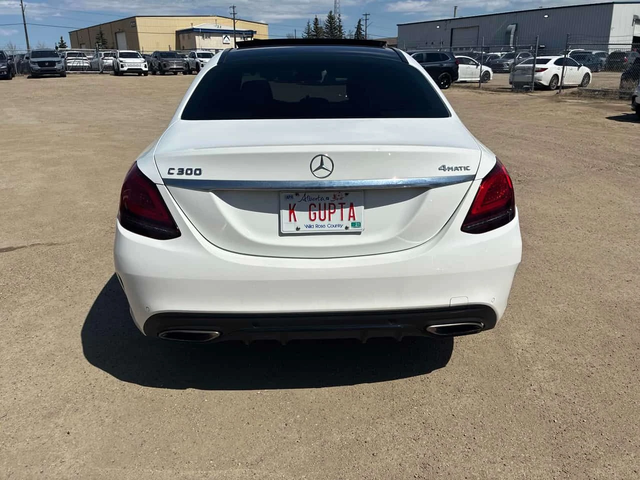Mercedes-Benz C 300 | ОТ ПРЕДСТАВИТЕЛСТВО| КЛИП НА МОТОР| CARFAX - автомобили, коли, обяви за нови и употребявани 2