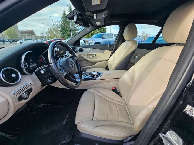 Mercedes-Benz C 300 4MATIC * AMG PACK* ПРЕДСТАВИТЕЛСТВО НА TOYOTA* - автомобили, коли, обяви за нови и употребявани 6