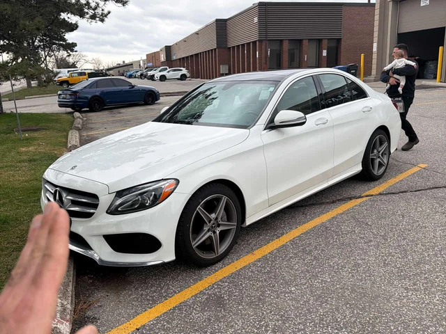 Mercedes-Benz C 300 * CARFAX * AMG PACK * ПОДГРЕВИ * ШИБИДАХ * - автомобили, коли, обяви за нови и употребявани 0