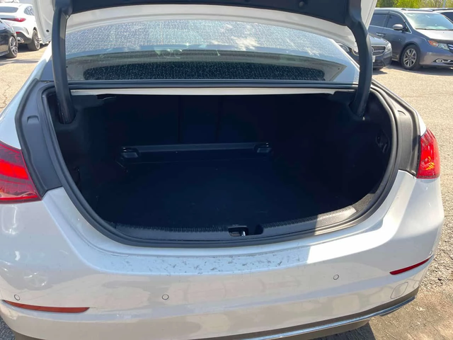 Mercedes-Benz C 300 * 360 * PANO * CARPLAY * ПОДГРЕВ - автомобили, коли, обяви за нови и употребявани 16