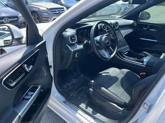 Mercedes-Benz C 300 * 360 * PANO * CARPLAY * ПОДГРЕВ - автомобили, коли, обяви за нови и употребявани 4