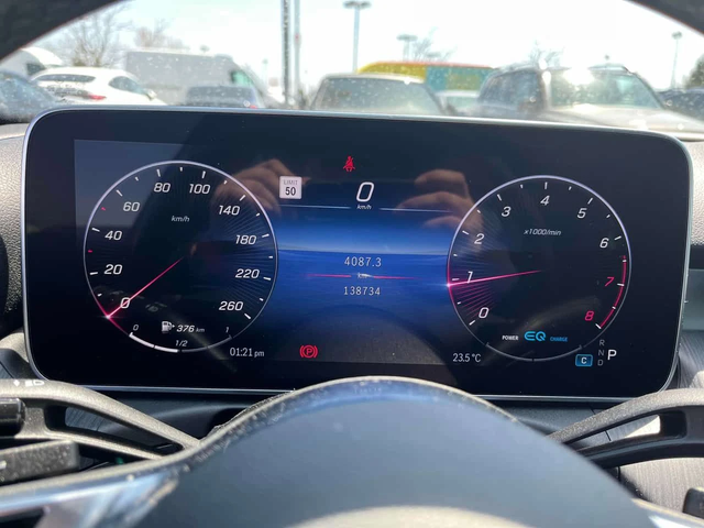 Mercedes-Benz C 300 * 360 * PANO * CARPLAY * ПОДГРЕВ - автомобили, коли, обяви за нови и употребявани 7