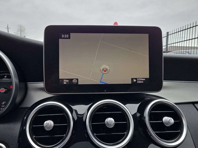 Mercedes-Benz C 300 AMG PKG * NAVIGATION / CAMERA / PANORАМА - автомобили, коли, обяви за нови и употребявани 11