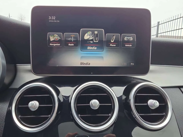 Mercedes-Benz C 300 AMG PKG * NAVIGATION / CAMERA / PANORАМА - автомобили, коли, обяви за нови и употребявани 12