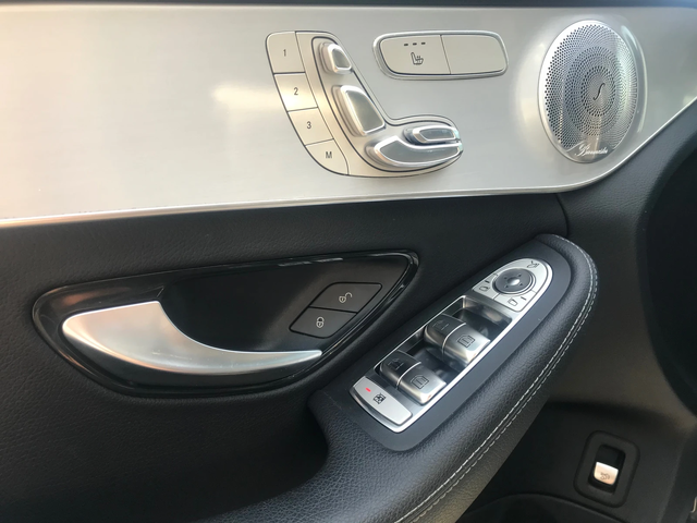 Mercedes-Benz C 300 4matik/AUTO/LED/NAVI/360 /TV/Excellent! - автомобили, коли, обяви за нови и употребявани 11