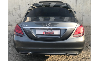 mercedes-benz-c-300 - 4