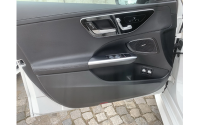 Mercedes-Benz C 300 e /NAVI/AMG line/LED/TV/MULTY/ГАРАНЦИЯ! - автомобили, коли, обяви за нови и употребявани 13