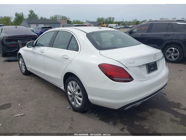 Mercedes-Benz C 300 АВТОКРЕДИТ - автомобили, коли, обяви за нови и употребявани 2