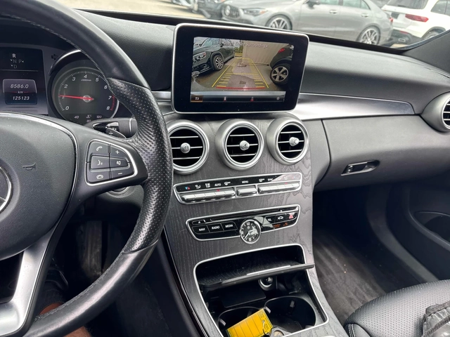 Mercedes-Benz C 300 CARFAX - автомобили, коли, обяви за нови и употребявани 7
