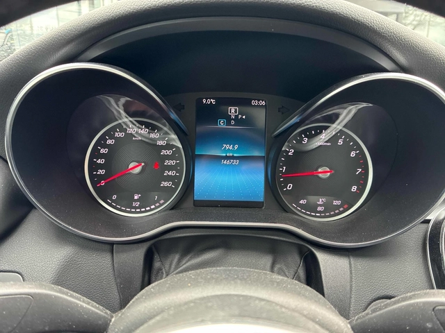 Mercedes-Benz C 300 - автомобили, коли, обяви за нови и употребявани 5