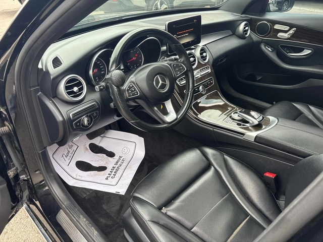 Mercedes-Benz C 300 - автомобили, коли, обяви за нови и употребявани 5