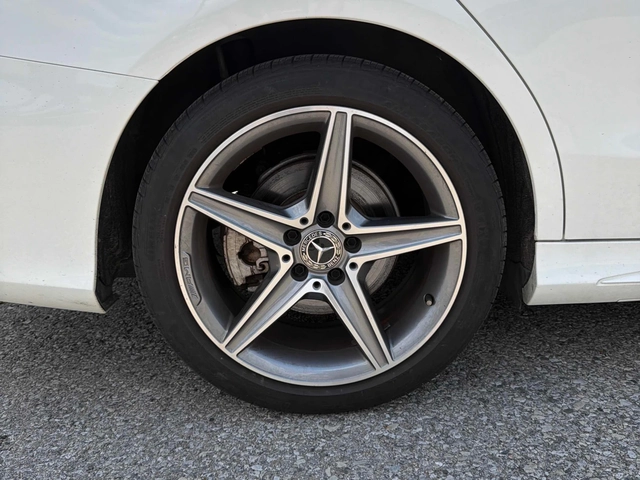 Mercedes-Benz C 300 4MATIC/AMG-PACK/CARFAX/АВТО КРЕДИТ - автомобили, коли, обяви за нови и употребявани 5