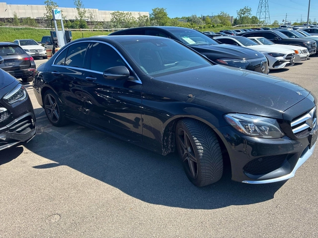 Mercedes-Benz C 300 4MATIC/AMG-PACK/Podgrev/Pano/360 - автомобили, коли, обяви за нови и употребявани 2