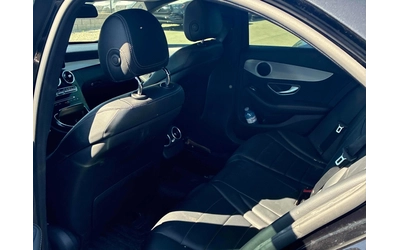 Mercedes-Benz C 300 4MATIC/AMG-PACK/Podgrev/Pano/360 - автомобили, коли, обяви за нови и употребявани 9