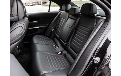 Mercedes-Benz C 300 2022 Mercedes-Benz C300 - автомобили, коли, обяви за нови и употребявани 10