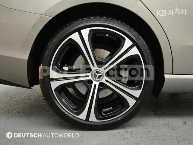 Mercedes-Benz C 300 360* КОЖА* ШИБЕДАХ* 4MATIC - автомобили, коли, обяви за нови и употребявани 4