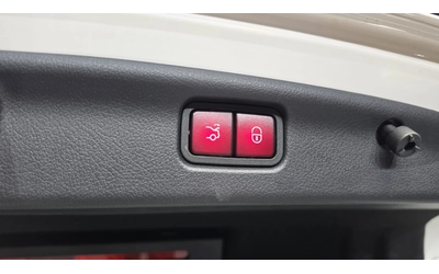 Mercedes-Benz C 300 63 AMG OPTIC* 2 КЛЮЧА* PANO* HUD* KEYLESS* КРАЙНА - автомобили, коли, обяви за нови и употребявани 16