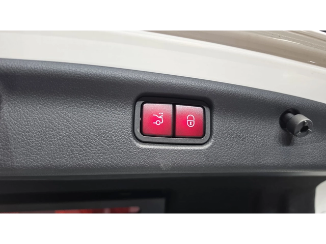 Mercedes-Benz C 300 63 AMG OPTIC* 2 КЛЮЧА* PANO* HUD* KEYLESS* КРАЙНА - автомобили, коли, обяви за нови и употребявани 16