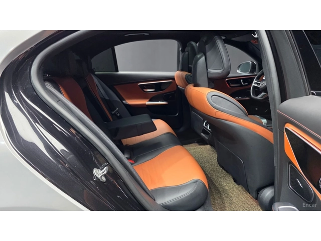 Mercedes-Benz C 300 4MATIC/AMG-LINE/SUNROOF/DRIVE-ASSISTS/360VIEW - автомобили, коли, обяви за нови и употребявани 15