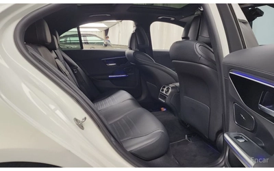 Mercedes-Benz C 300 AMG LINE* DISTRONIC* HEAD-UP* 360 CAM* BURMESTER* - автомобили, коли, обяви за нови и употребявани 14