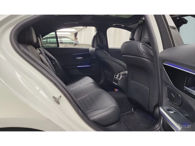 Mercedes-Benz C 300 AMG LINE* DISTRONIC* HEAD-UP* 360 CAM* BURMESTER* - автомобили, коли, обяви за нови и употребявани 14