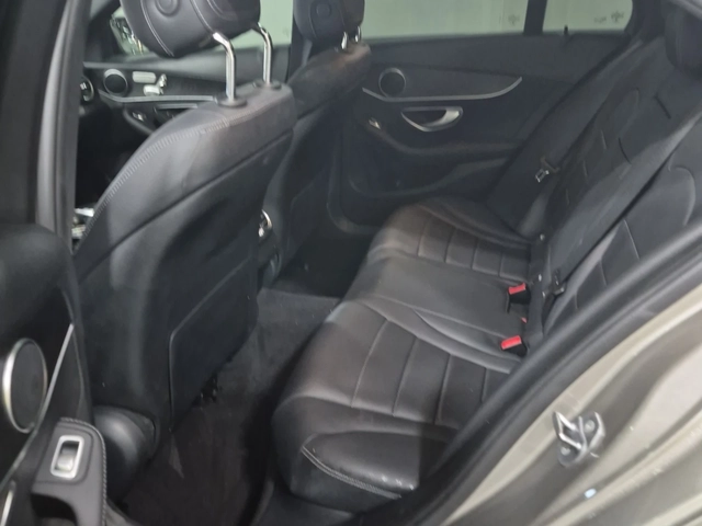 Mercedes-Benz C 300 4MATIC AMG Line - автомобили, коли, обяви за нови и употребявани 9