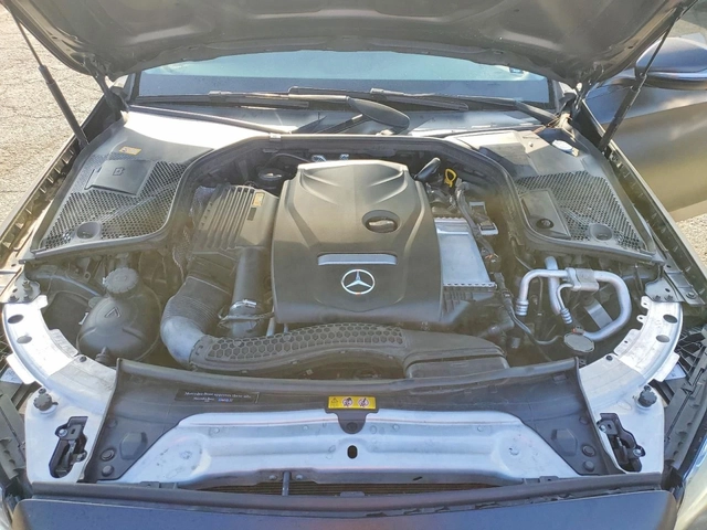 Mercedes-Benz C 300 - автомобили, коли, обяви за нови и употребявани 10