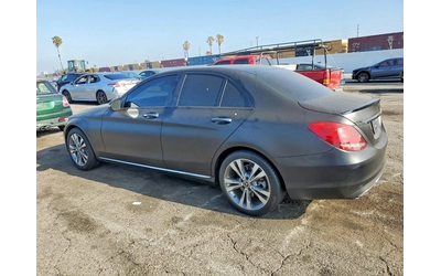 mercedes-benz-c-300 - 4