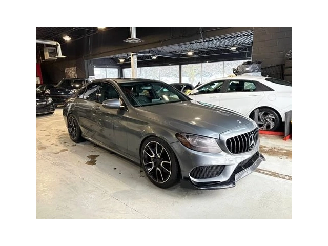 Mercedes-Benz C 300 : C 300 4MATIC AMG | Панорама | Burmester | Memory - автомобили, коли, обяви за нови и употребявани 0