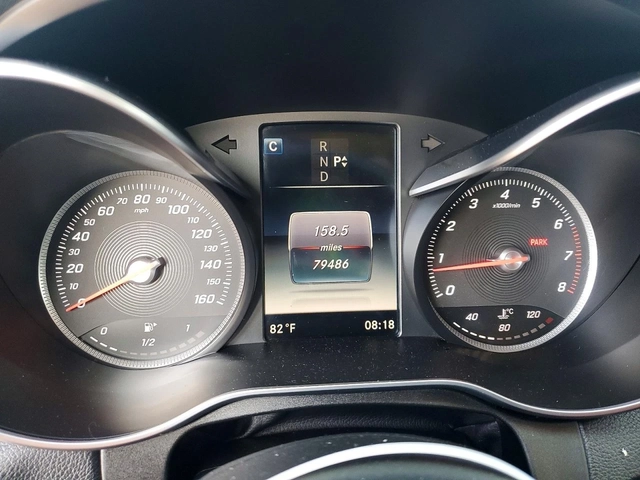 Mercedes-Benz C 300 - автомобили, коли, обяви за нови и употребявани 6