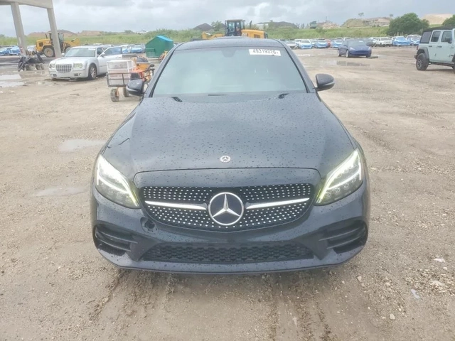 Mercedes-Benz C 300 - автомобили, коли, обяви за нови и употребявани 1